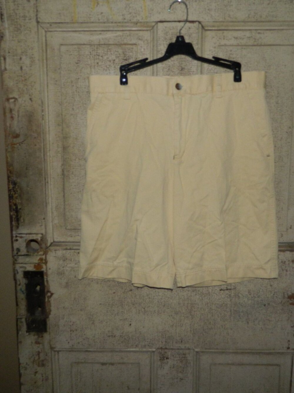 Lacoste Chino yellow Khaki Mens Shorts Size 42 (GG-20)